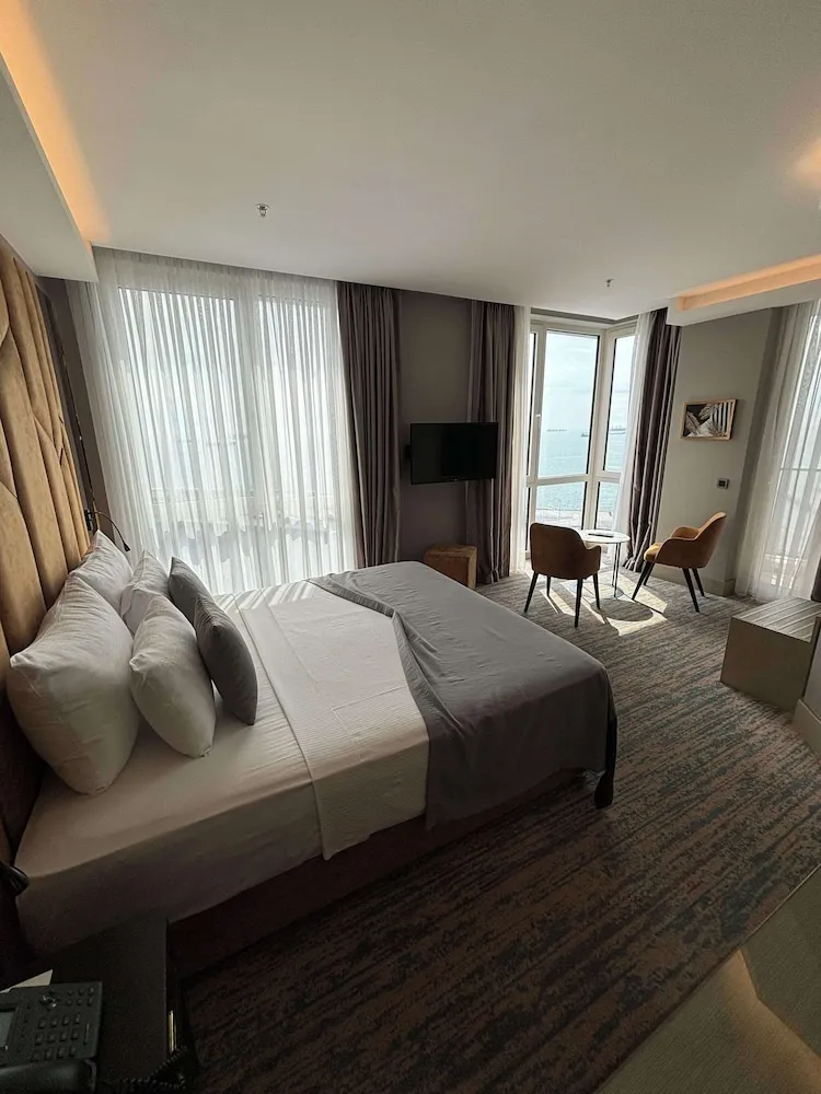 Junior Süit, 1 Çift Kişilik Yatak, Balkon, Manzaralı