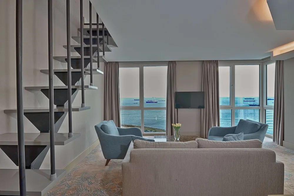 Süit, Birden Çok Yatak, Balkon, Manzaralı