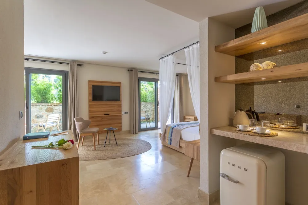 Luxury Tek Büyük Yataklı Oda