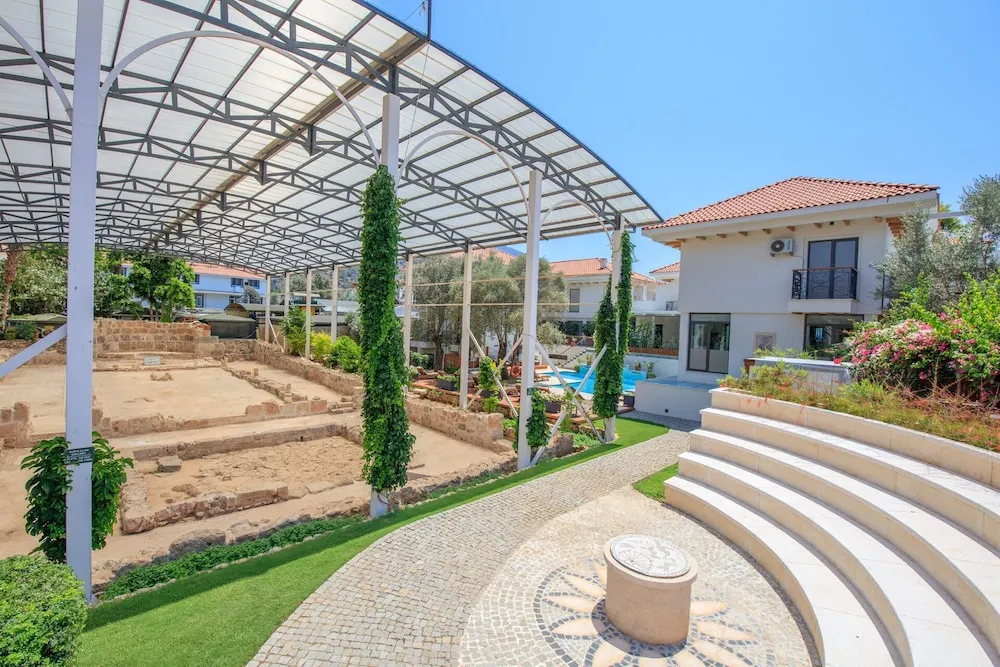 Ecclesia Hotel - Yetişkin Oteli