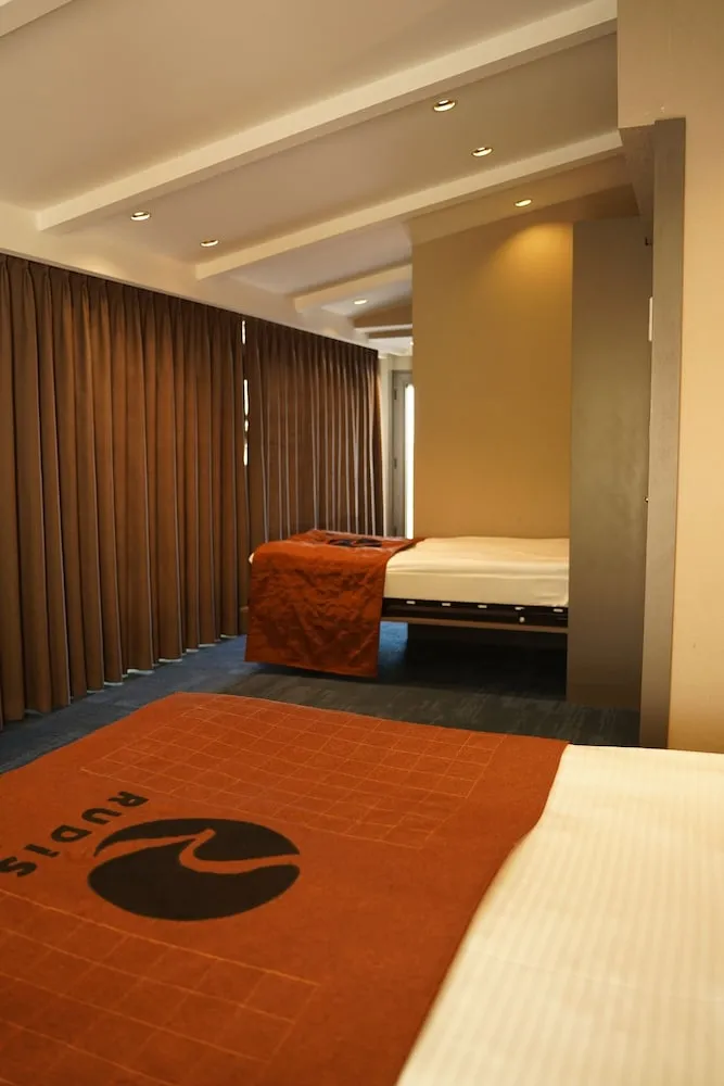 Luxury Tek Büyük Yataklı Oda, Teras, Deniz Manzaralı