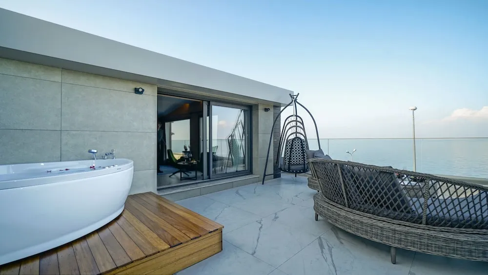 Panoramic Tek Büyük Yataklı Oda (Penthouse)