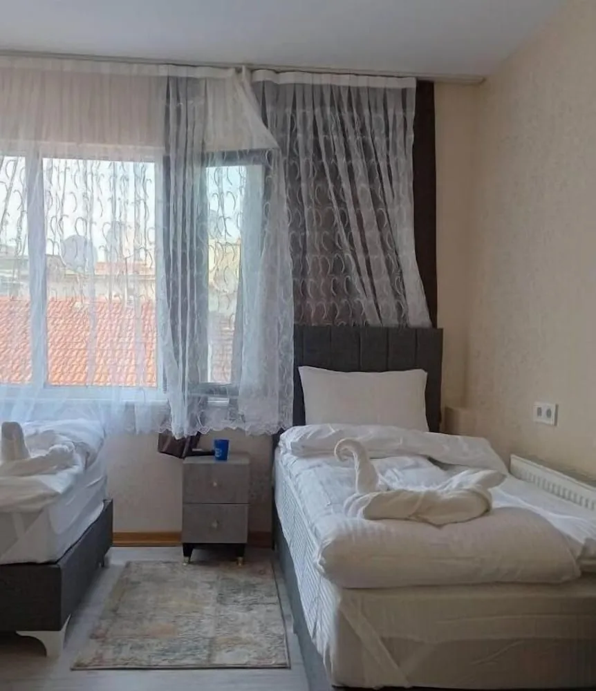 Grand İki Ayrı Yataklı Oda