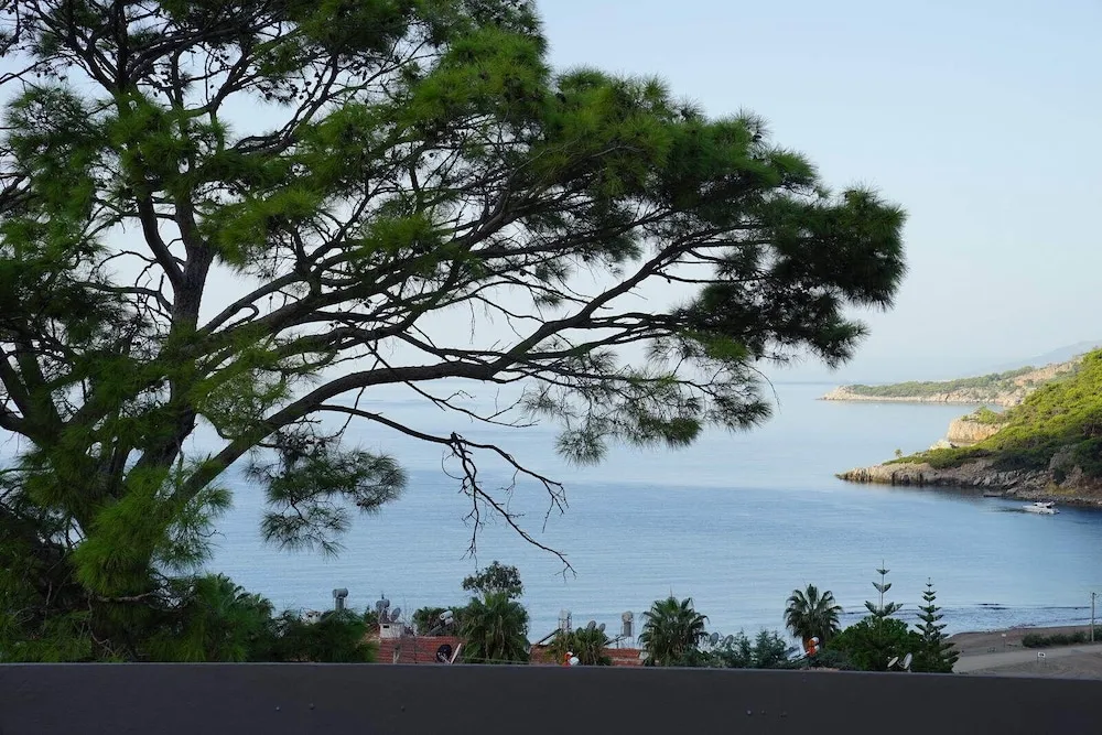 Honeymoon Oda, Sıcak Su Küveti, Deniz Manzaralı