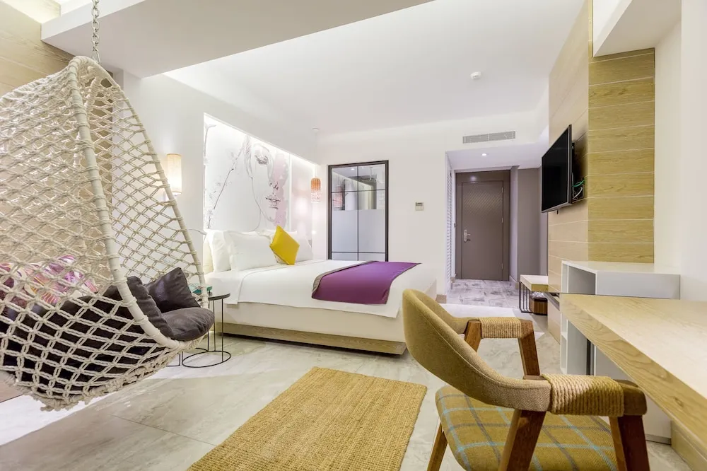 Deluxe Tek Büyük Yataklı Oda, 1 En Büyük (King) Boy Yatak, Sıcak Su Küveti, Deniz Manzaralı