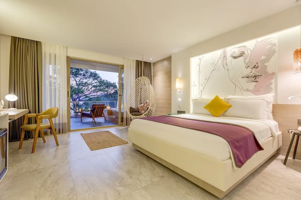 Deluxe Tek Büyük Yataklı Oda, 1 En Büyük (King) Boy Yatak, Sıcak Su Küveti, Deniz Manzaralı
