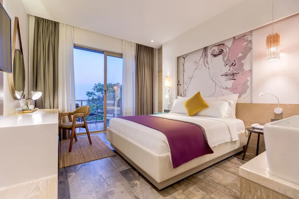Deluxe Tek Büyük Yataklı Oda, Deniz Manzaralı