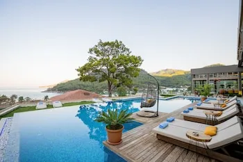 Melanippe Relaxing Hotel - Yetişkin Oteli