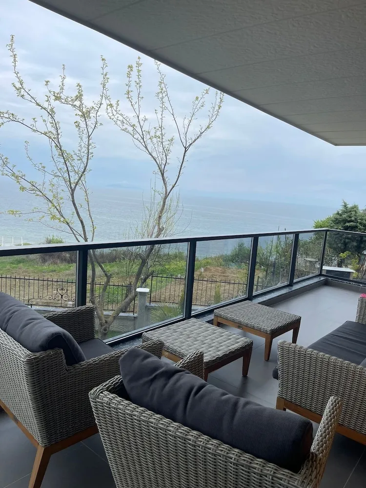 Luxury Villa, Deniz Manzaralı, Bahçeli