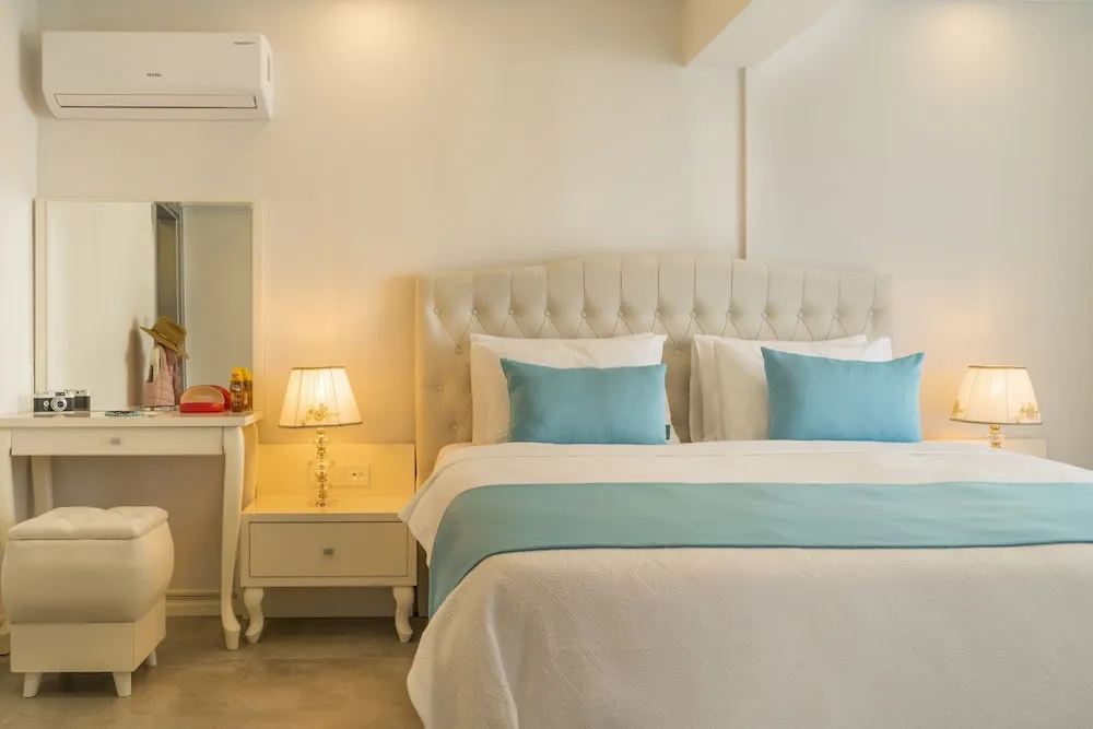 Superior Room,Swimming Pool Access