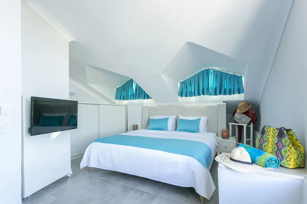 Roof Room