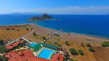 Adaburnu Gölmar Hotel - Her Şey Dâhil