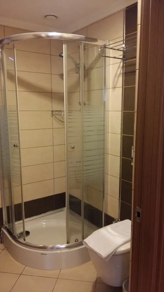 Standard Oda, 1 Çift Kişilik veya 2 Tek Kişilik Yatak