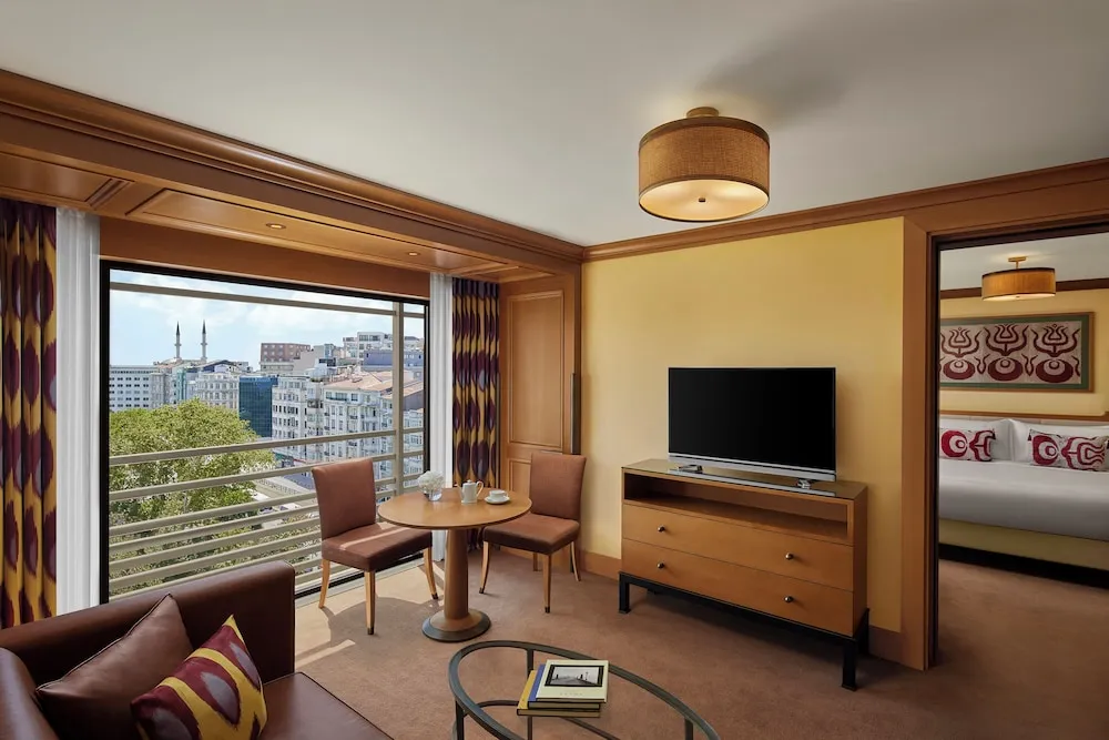 2 Bedroom Corner Suite