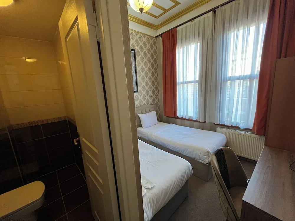 Standard İki Ayrı Yataklı Oda