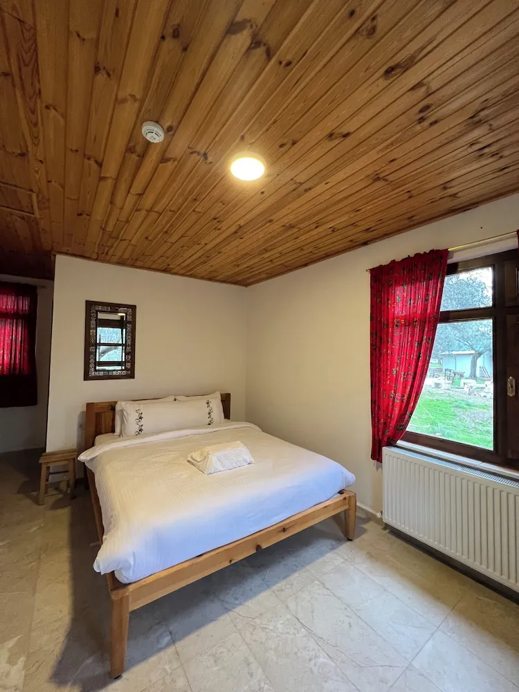 Standard Cift Kisilik Oda