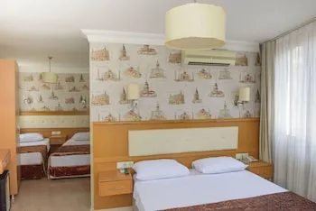 Taya Hatun Hotel
