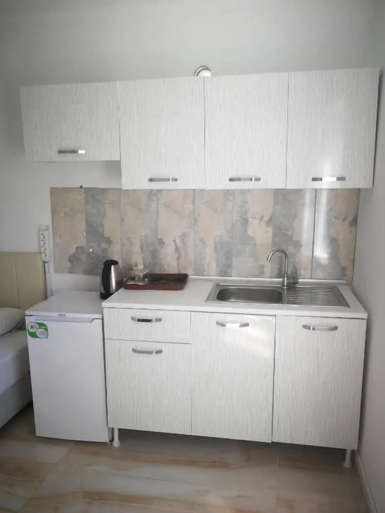 Basic Bungalov, 1 Yatak Odası, Bahçe Manzaralı, Bahçeli
