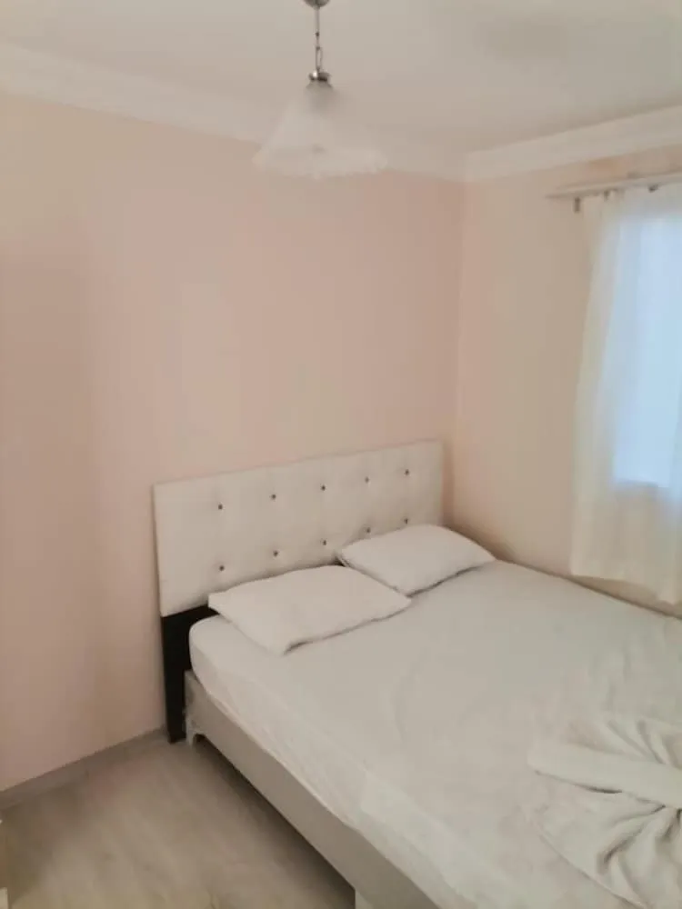 Basic Bungalov, 1 Yatak Odası, Bahçe Manzaralı, Bahçeli