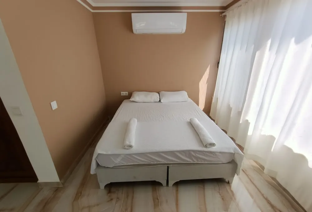Deluxe Dört Kişilik Oda