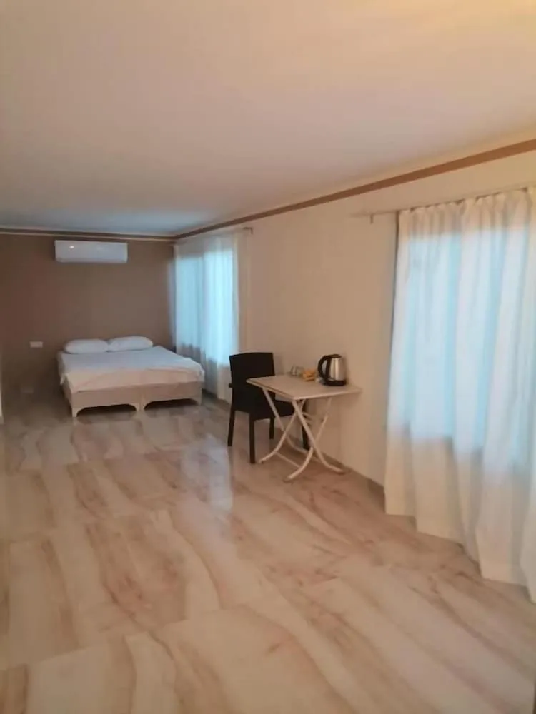 Deluxe Dört Kişilik Oda