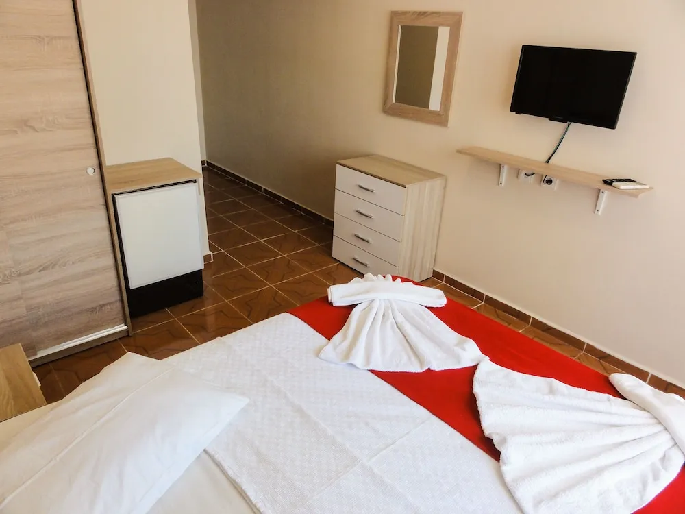 Standard Tek Büyük veya İki Ayrı Yataklı Oda