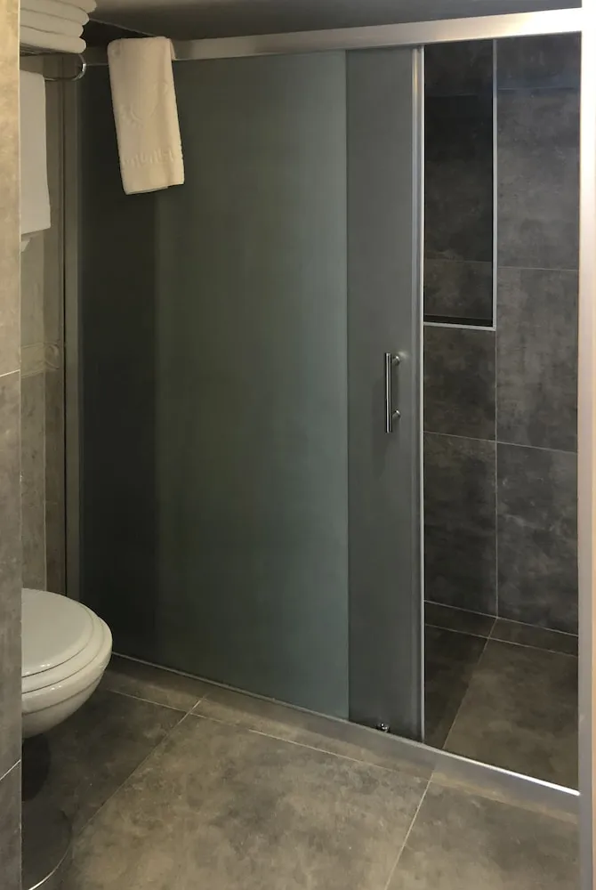 Standard Üç Kişilik Oda