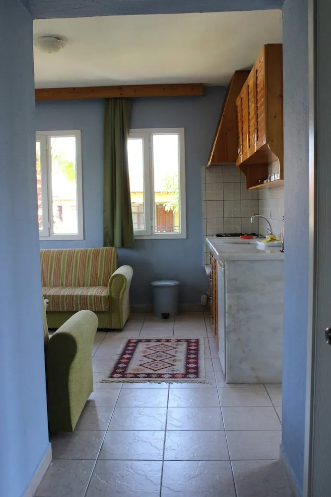 Classic Apart Daire, 2 Yatak Odası, Sigara İçilmez, Havuz Manzaralı