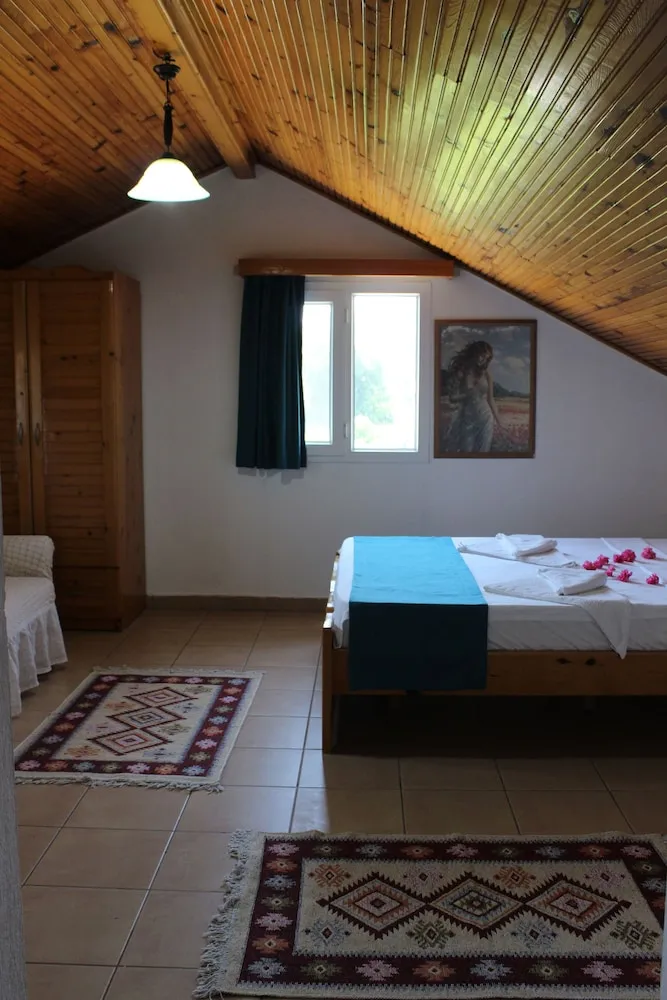 Classic Apart Daire, 2 Yatak Odası, Sigara İçilmez, Havuz Manzaralı