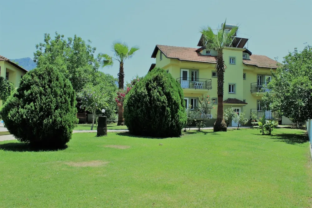 Classic Apart Daire, 2 Yatak Odası, Sigara İçilmez, Havuz Manzaralı
