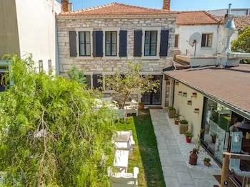 Urla Taş Konak Otel