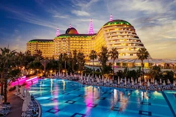 Delphin Imperial