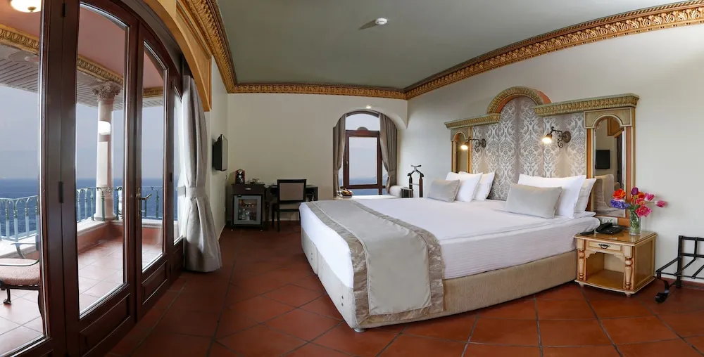 Deluxe Room With Sea View