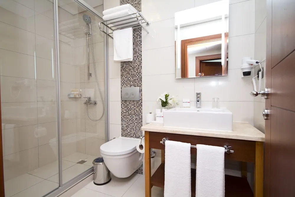 Standard Tek Büyük veya İki Ayrı Yataklı Oda