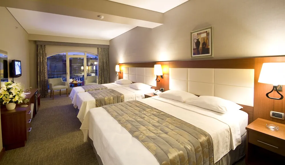 Standard Üç Kişilik Oda, 3 Tek Kişilik Yatak