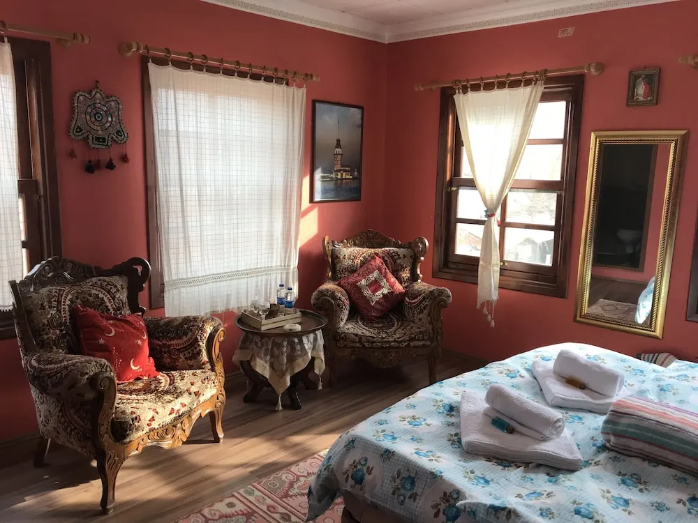Comfort Tek Büyük Yataklı Oda
