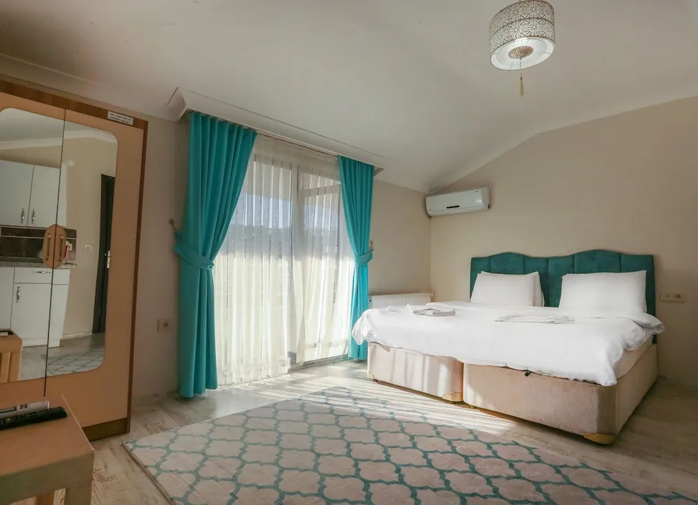 Deluxe Tek Büyük Yataklı Oda, Deniz Manzaralı