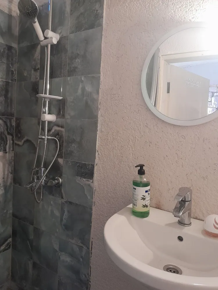 Deluxe Tek Büyük Yataklı Oda, Bahçe Manzaralı