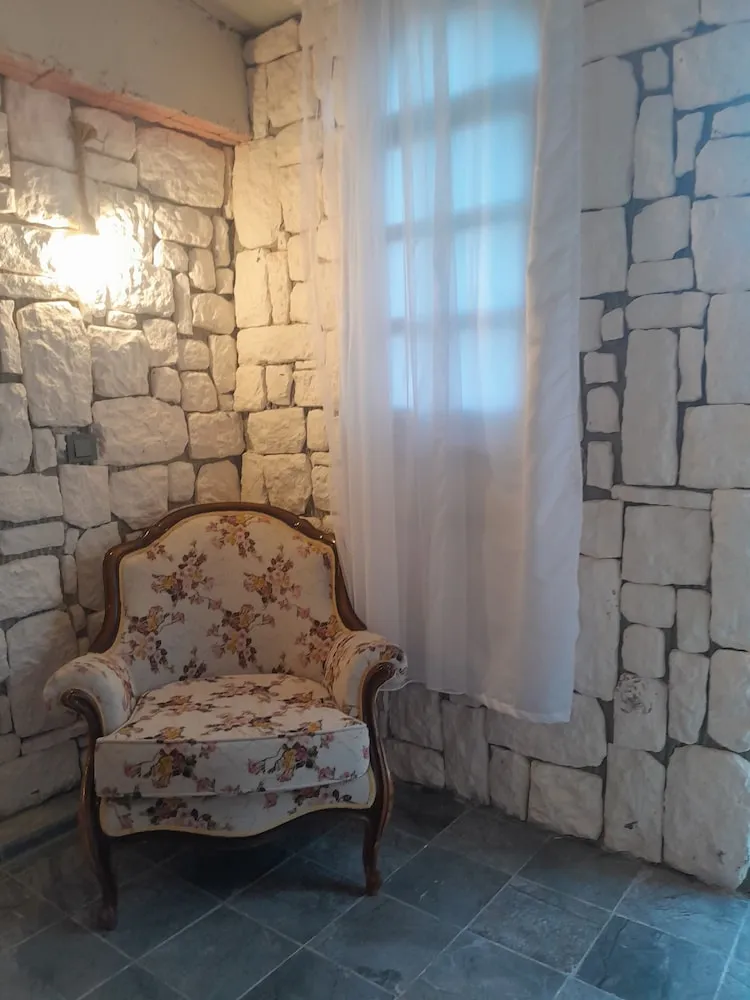 Deluxe Tek Büyük Yataklı Oda, Bahçe Manzaralı