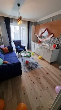 Aydoğdu Suit