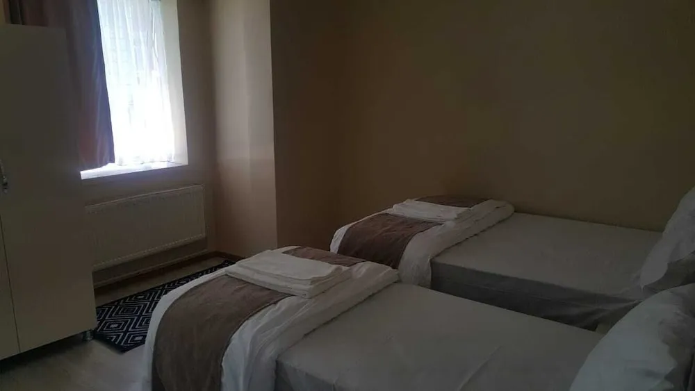 İki Ayrı Yataklı Oda
