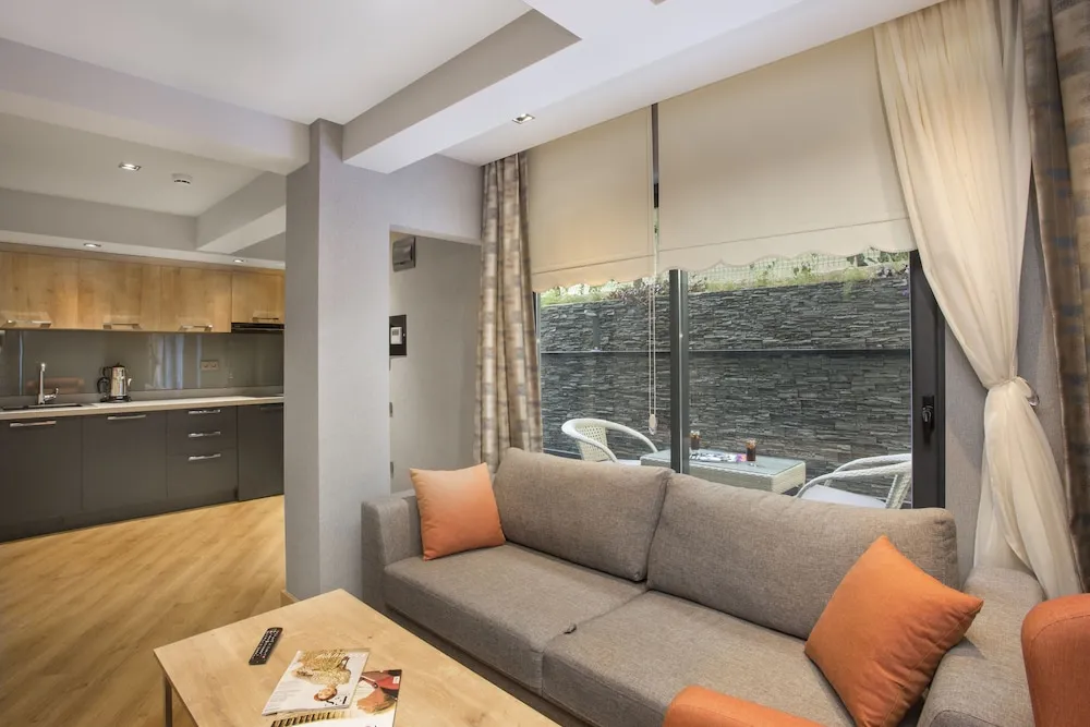 Garden Suite