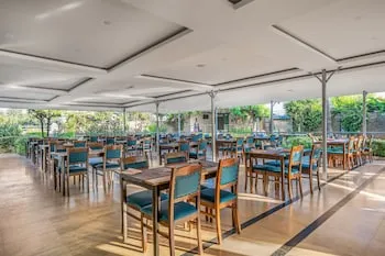 Arsi Blue Beach Hotel