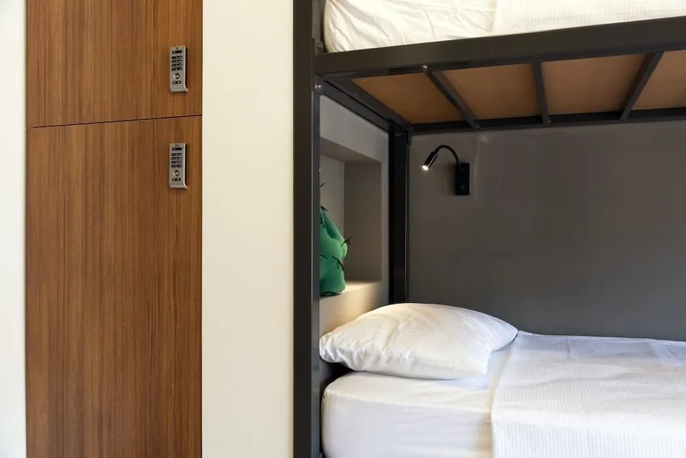 Standard Ortak Ranzalı Oda