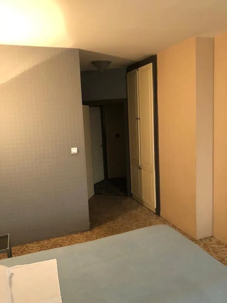 Economy İki Ayrı Yataklı Oda