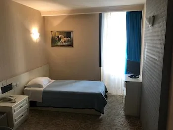 Yıldız Otel