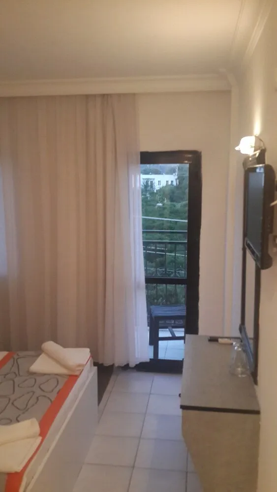 Tek Büyük Yataklı Oda, Şehir Manzaralı