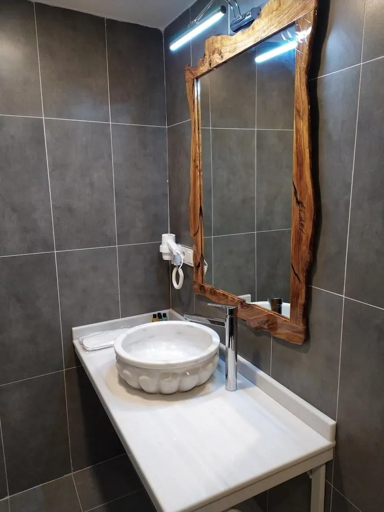 Deluxe Tek Büyük Yataklı Oda, 1 Yatak Odası