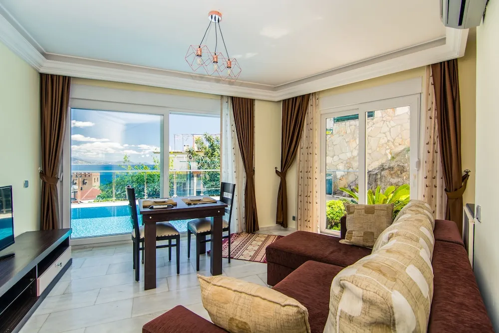 Alanya Castle Apartment (2 Person)