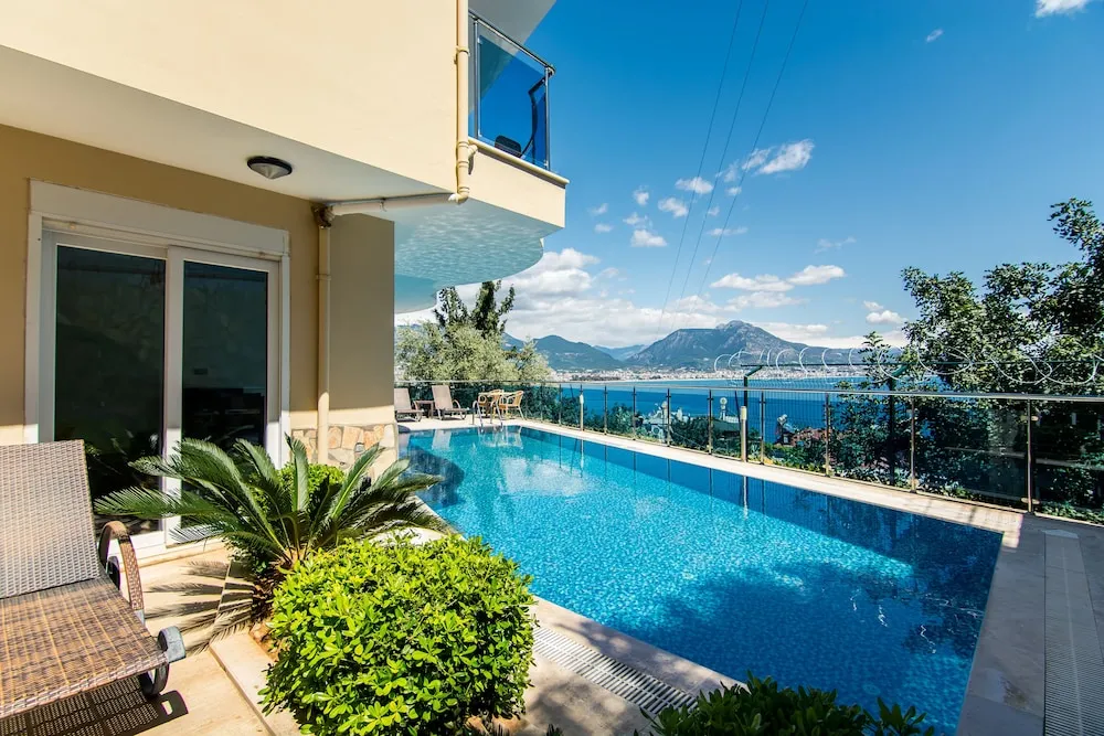 Alanya Castle Apartment (2 Person)